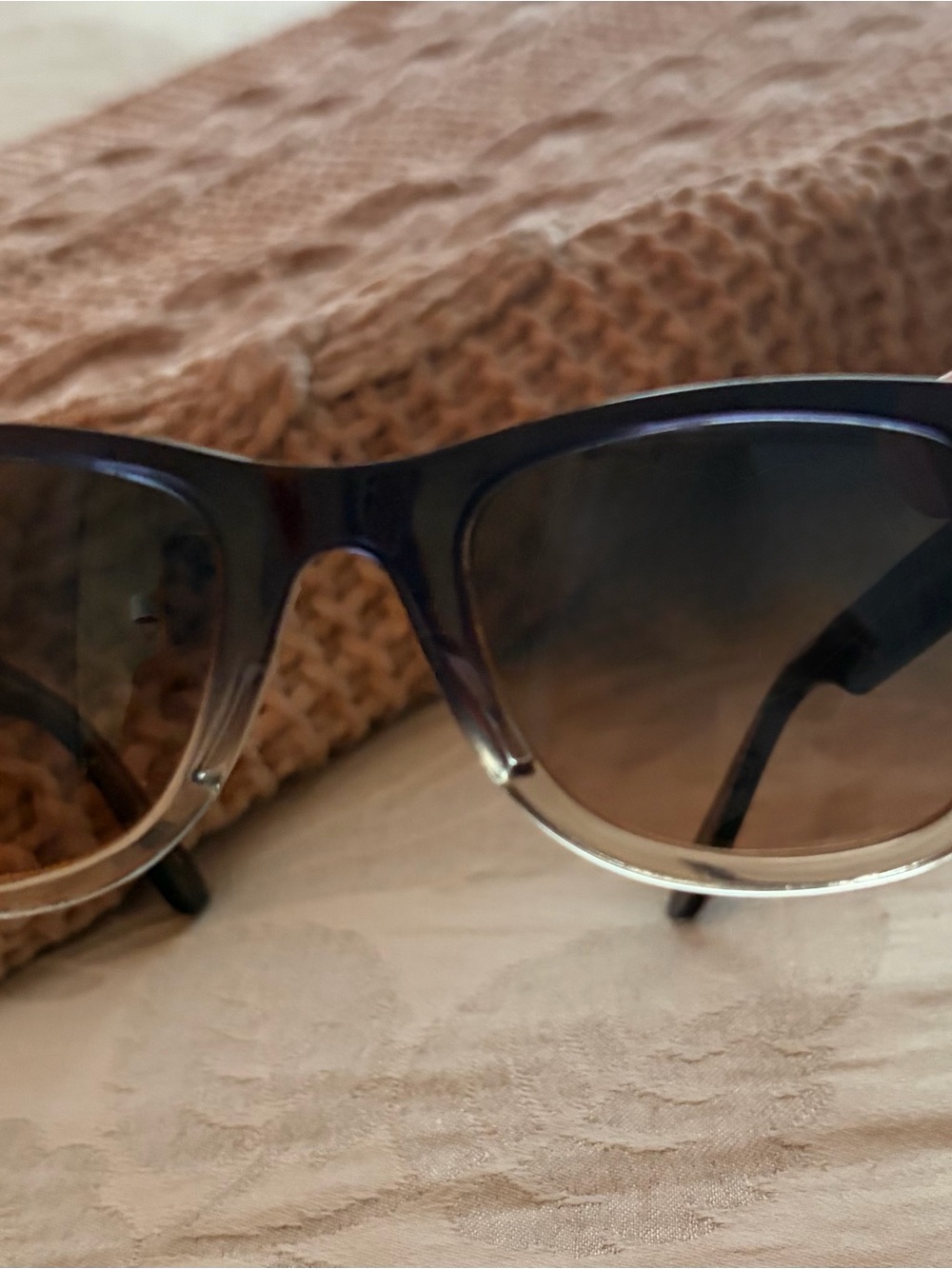 RARE - Ombré Ray-Ban Wayfarers - Picture 2 of 15